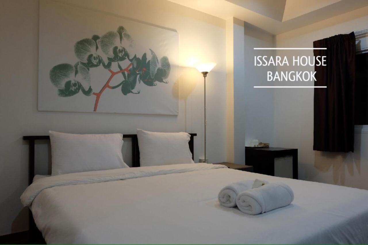 Issara House Bangkok Hotell Exteriör bild